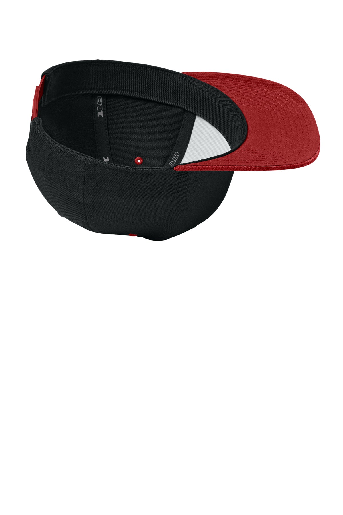 Flexfit 110 Snapback Cap — Black/Red