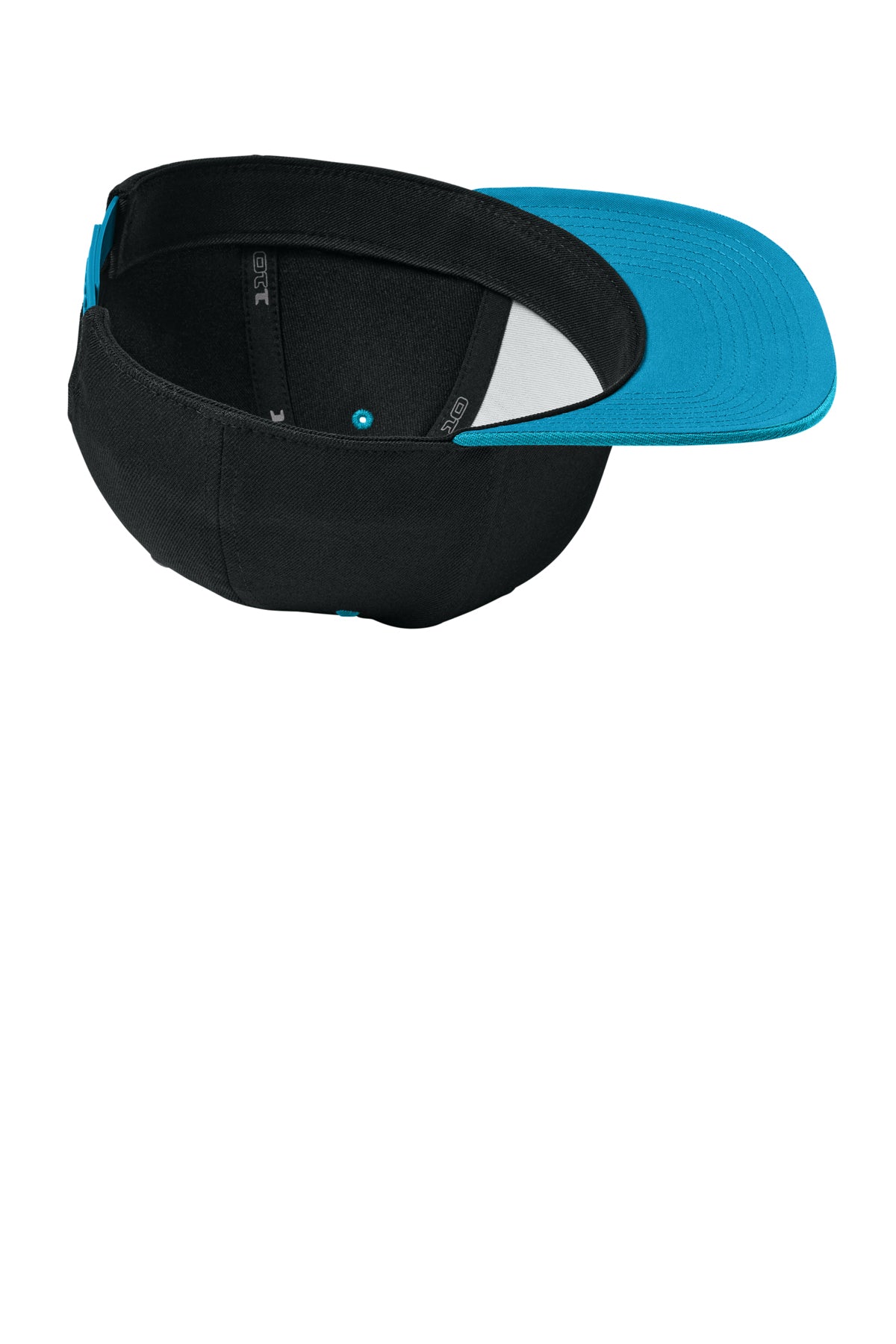 Flexfit 110 Snapback Cap — Black/Teal