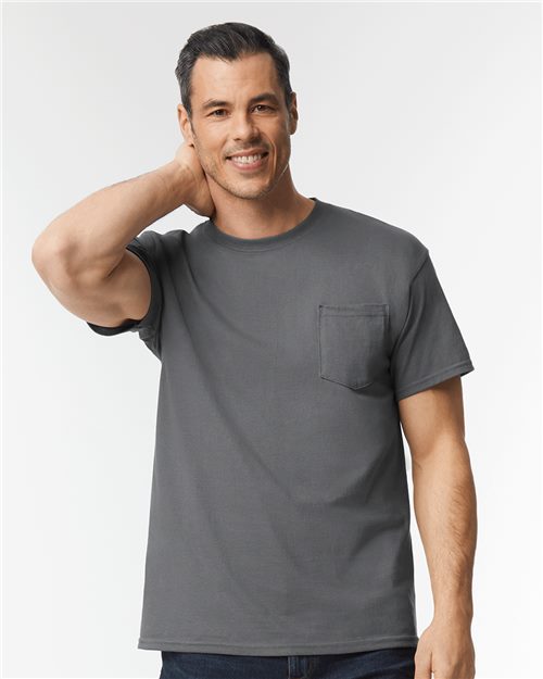 Gildan Unisex Heavy Cotton Pocket T-Shirt